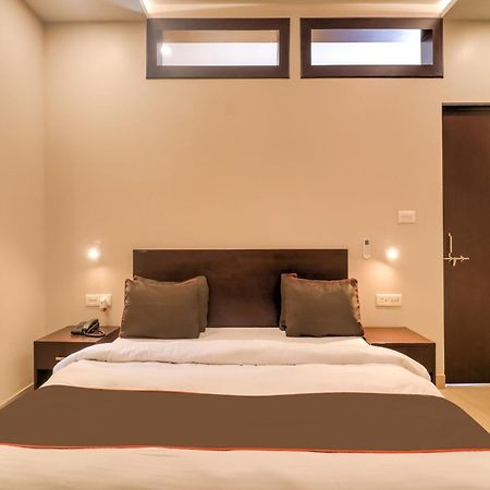 Townhouse Amaraa Farms Near Lulu Hypermarket Lucknow Esterno foto