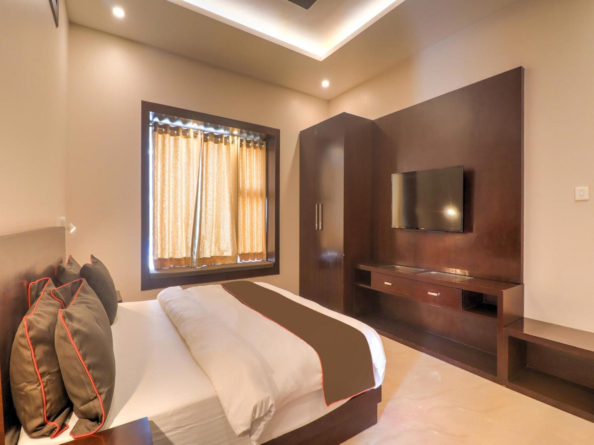 Townhouse Amaraa Farms Near Lulu Hypermarket Lucknow Esterno foto