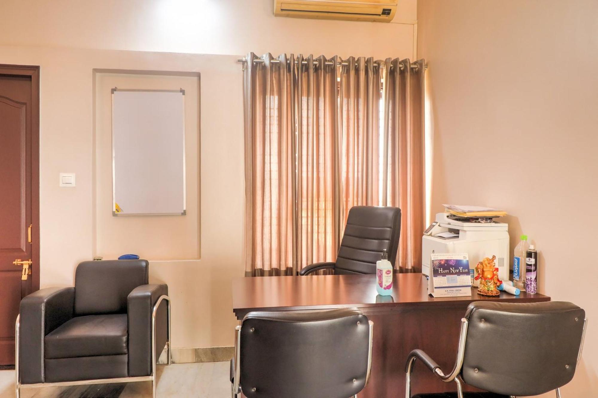 Townhouse Amaraa Farms Near Lulu Hypermarket Lucknow Esterno foto